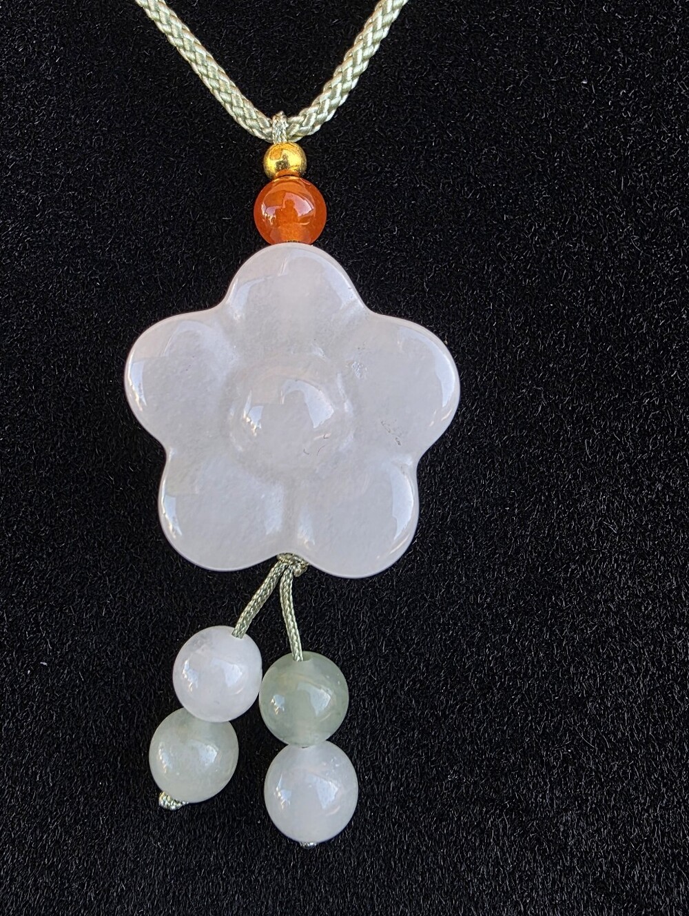 Handcrafted White Flower Jade Pendant Necklace with Green And White Beads